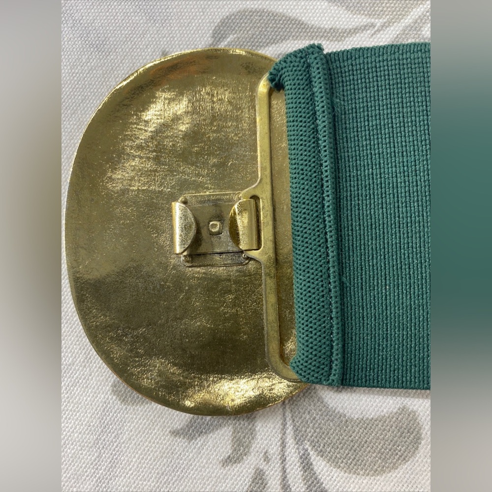 VTG Stretch Belt Green Ornate Gold Buckle Dynasty Fashion Chic Classy
Sm/Med - Picture 6 of 6